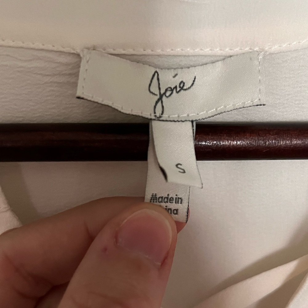 Joie Ivory 100% Silk Lace Up Blouse Sz S - Picture 5 of 7